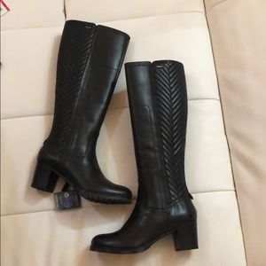 Tall black boots geox